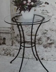 Tavolino in vetro
