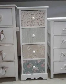 Cassettiere decorate