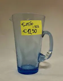 Caraffa in vetro azzurro, altezza 22 cm