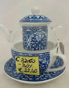 Set teiera in vetro con tazza e filtro in porcellana 