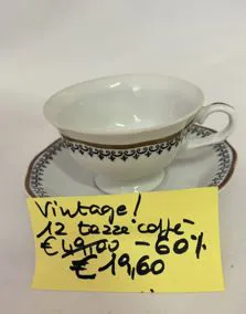 Set 12 tazze con piattino porcellana Vintage