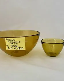 Servizio macedonia vetro giallo 12 coppette e 1 coppa grande