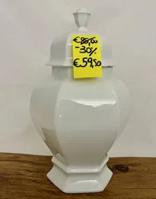 Potiche in porcellana, altezza 34cm