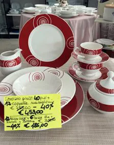 Servizio piatti 40 pezzi + 12 coppette macedonia + 12 tazze caffè + servizio the 8 pezzi porcellana
