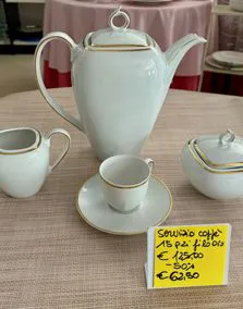 Servizio caffè 15 pezzi porcellana filo oro