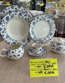 Servizio piatti 39 pezzi + servizio caffè 14 pezzi ceramica inglese